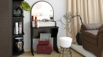 История туалетного столика История туалетного столика