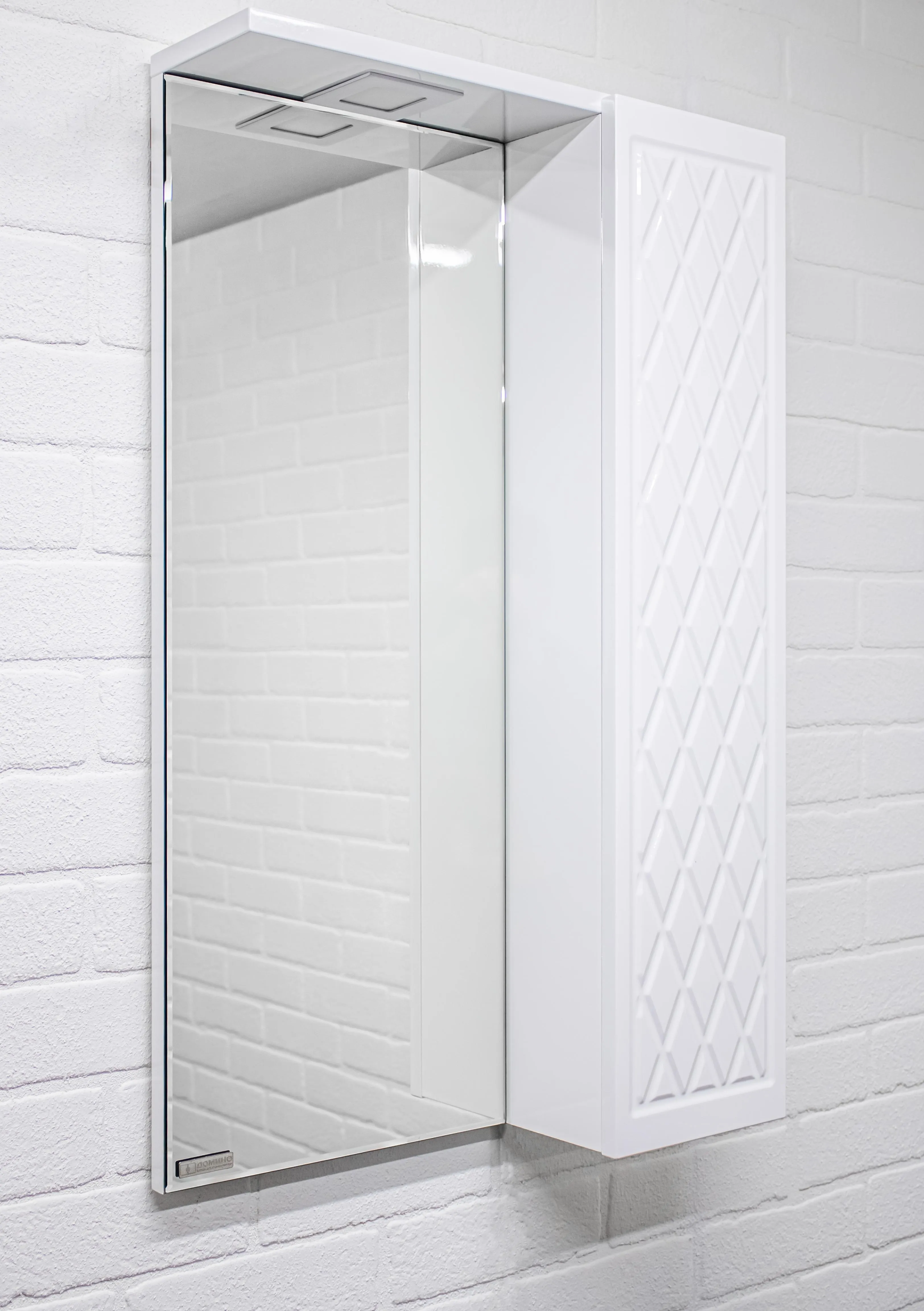 Шкаф-зеркало 3D 50 Эл. левый/правый Домино