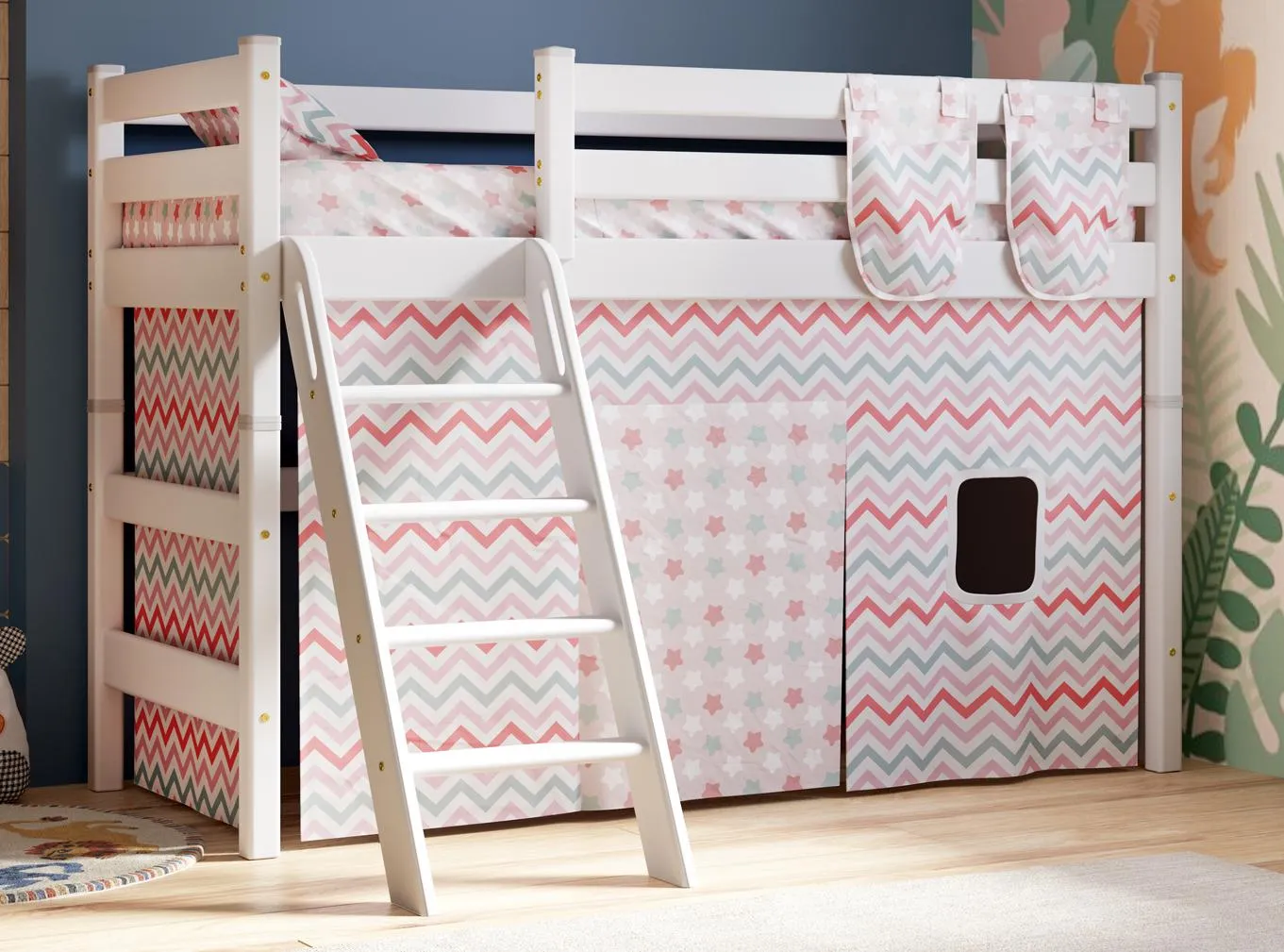 Полувысокая кровать Соня-6 с наклонной лестницей