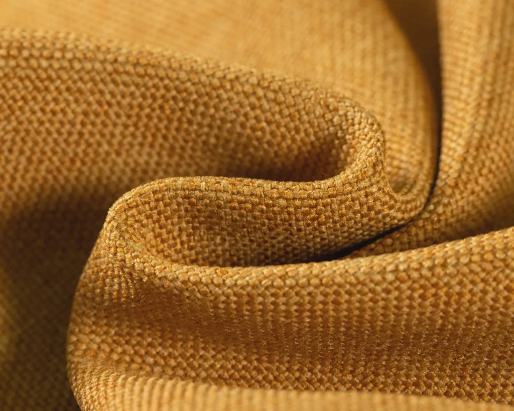 Материалы для обивки дивана: виды и особенности