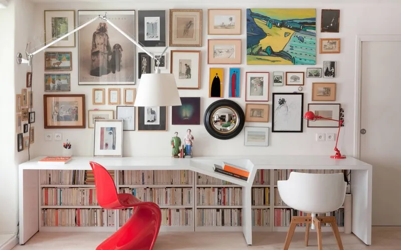 белый школьный стол