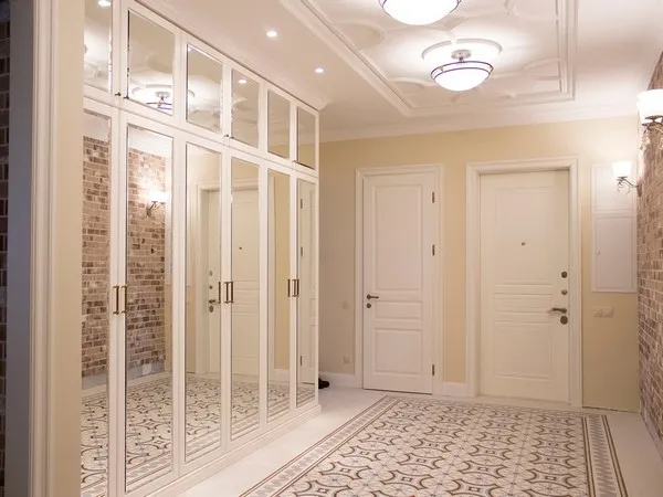 Шкаф в прихожую