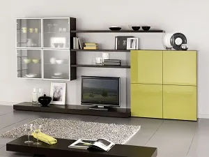 Красивая стенка-горка