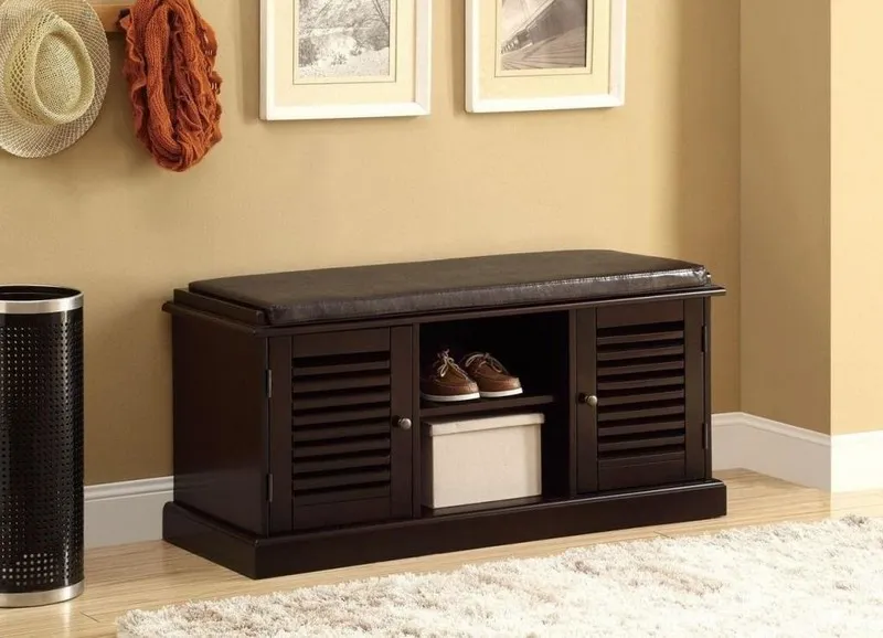 банкетка из кожзама и дерева банкетка из кожзама и дерева