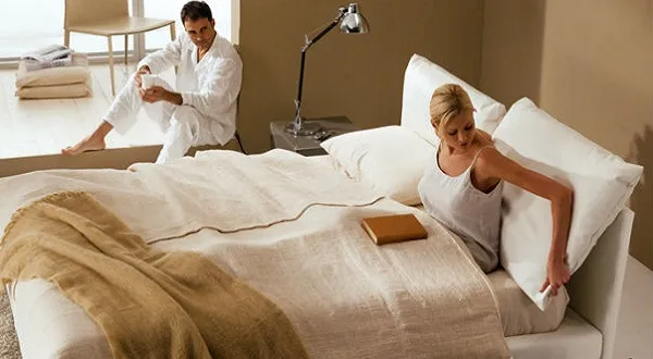 Двуспальная кровать