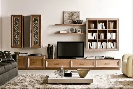 Стенка-горка из натуральных материалов