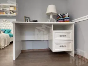 Стол письменный Мишель белый матовый