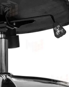 Офисное кресло для руководителей DOBRIN CHESTER (белый)