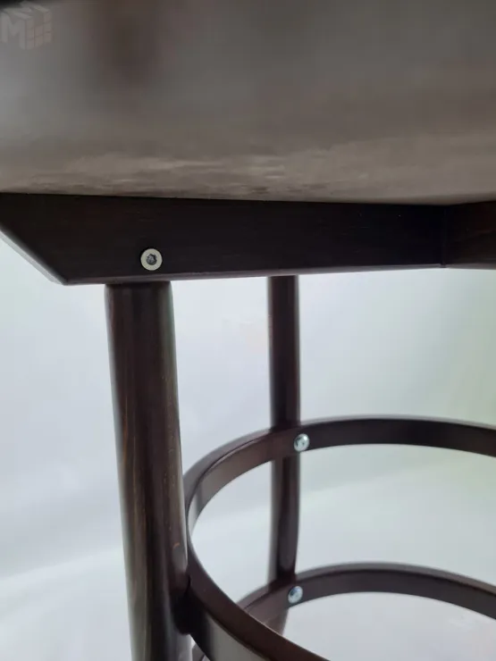 Стол  Сатурн квадратный (темный орех)