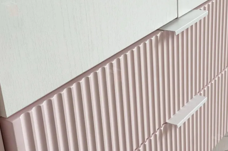 Шкаф двухдверный Зефир  120.01 белое дерево/пудра розовая (эмаль)