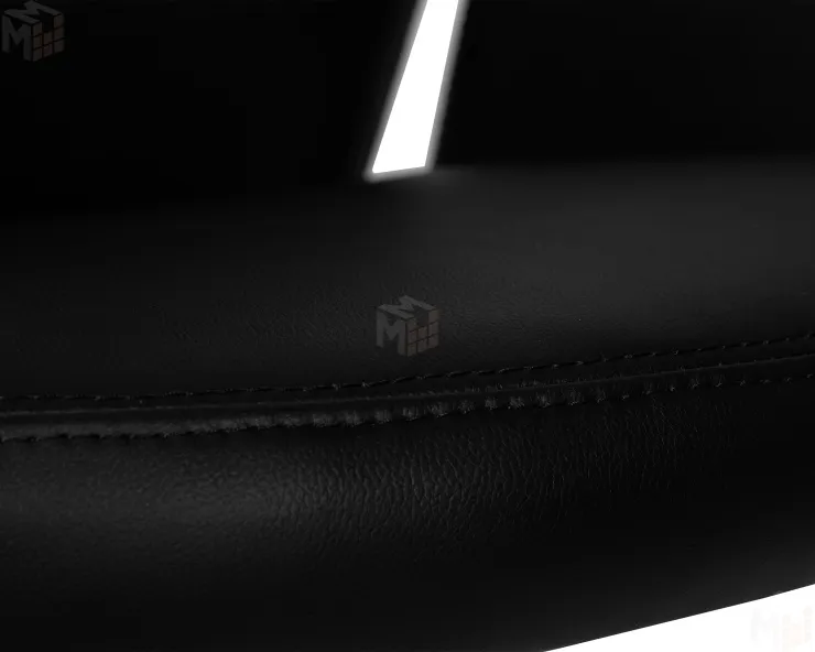 Офисное кресло для руководителей DOBRIN SAMUEL (черный)