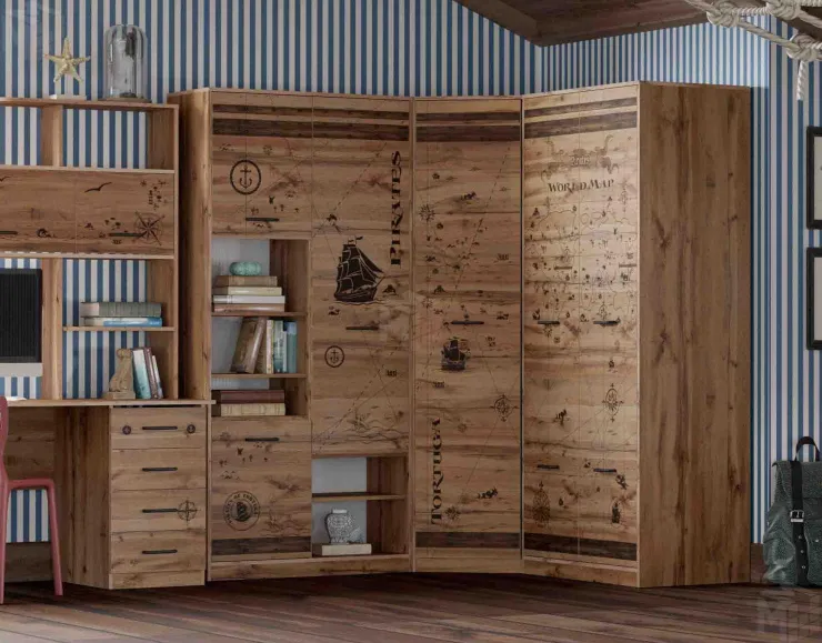 Шкаф трехдверный Фрегат