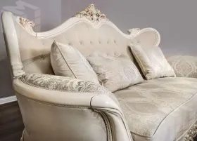Диван Джоконда 3х местный крем глянец