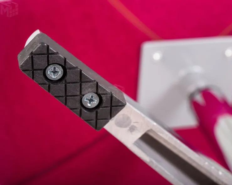 Кресло дизайнерское DOBRIN SWAN (бордо ткань AF5, алюминиевое основание)