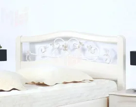 Тахта Людмила 3 Белый полупрозрачный лак 1200