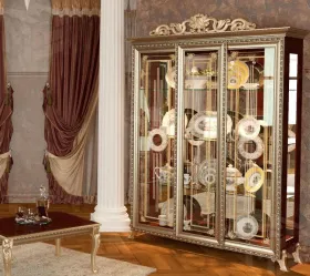 Витрина 3-х дверная Версаль ГВ-04