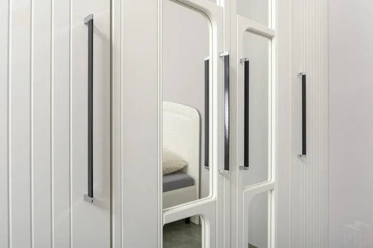 Спальный гарнитур Валенсия Mobi комплект № 1