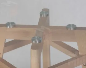 Стол обеденный DOBRIN HENRY`90 GLASS (столешница стекло, деревянное основание)