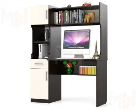 Письменный стол МД 1.02