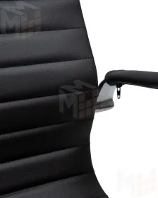 Офисное кресло для руководителей DOBRIN CLARK (чёрный)