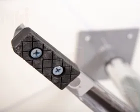 Кресло дизайнерское DOBRIN SWAN (белый кожзам P23, алюминиевое основание)