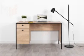 Стол письменный Брюс 12.157