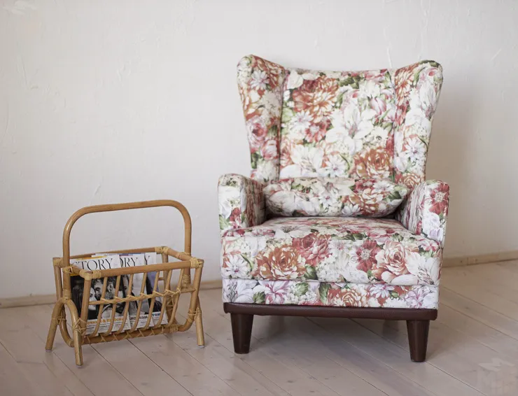 Газетница из ротанга 17/13