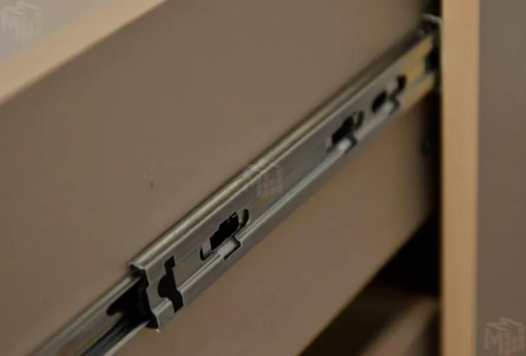 Шкаф трехдверный "Верона"