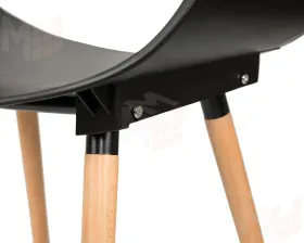 Стул обеденный DOBRIN ALIEN (ножки светлый бук, цвет чёрный (B-03))