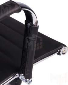 Офисное кресло для руководителей DOBRIN CLAYTON (чёрный)