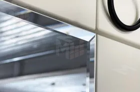 Шкаф трехдверный Ева  105.02 с зеркалом