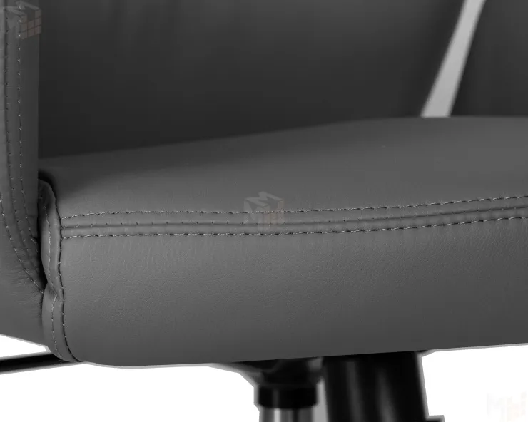 Офисное кресло для руководителей DOBRIN COLTON (серый)