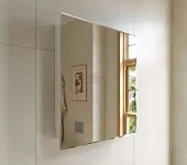 Зеркальный шкаф Paris 700