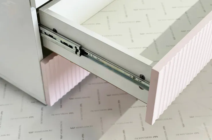 Шкаф однодверный  Зефир 107.03 