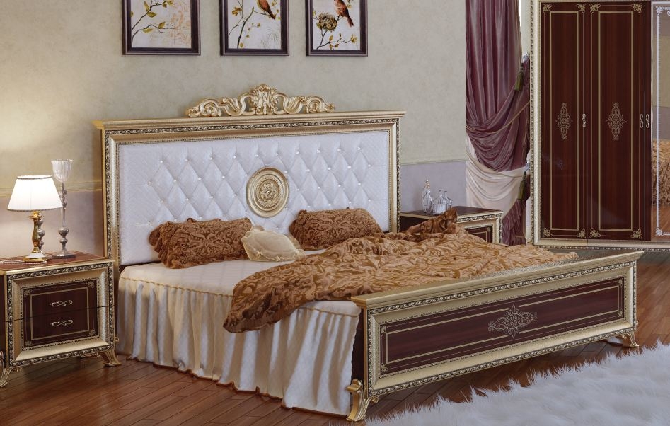 Кровать Версаль с короной (1600) мягкое изголовье