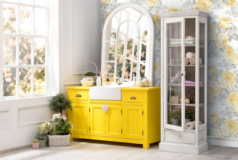 желтая мебель в ванную