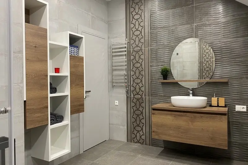 шкафы и умывальник в ванную