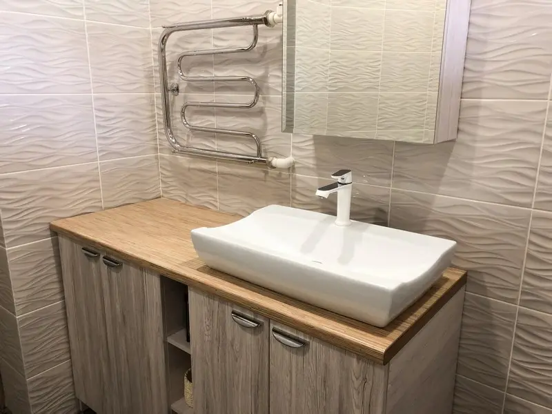 бежевая мебель в ванную